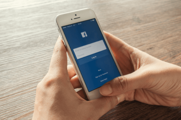Como desativar o Facebook pelo celular